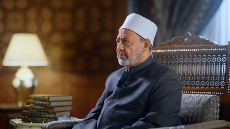 الدكتور أحمد الطيب