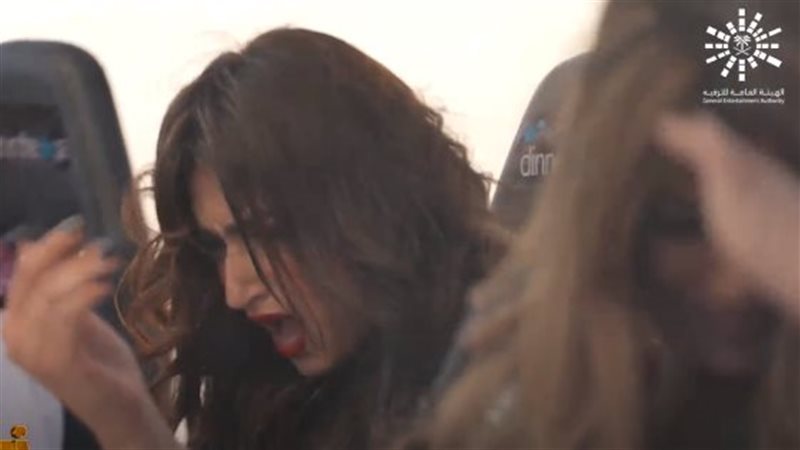 ياسمين عز في برنامج