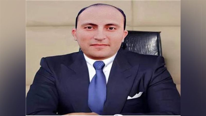 الدكتور أحمد مصطفي