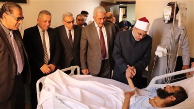 جامعة الأزهر تتحمل نفقات علاج أستاذ كلية التجارة الحاصل على الدكتوارة رغم مرضه