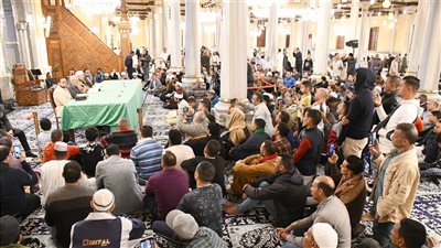 التفاف جماهيري كبير حول مجلس إقراء الحديث في شهر رمضان