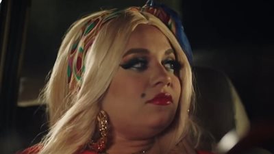 أجواء رومانسية بين مربوحة ومكى فى رابع حلقات الكبير أوى 7 (فيديو) 