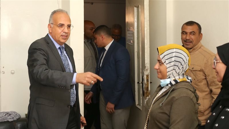 وزير الري في زيار
