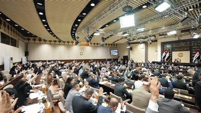 فوضى عارمة داخل مجلس النواب العراقي أثناء جلسة تصويت (فيديو)