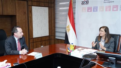 وزيرة التخطيط تلتقي القائم بأعمال السفير الأمريكي بالقاهرة لبحث سبل التعاون