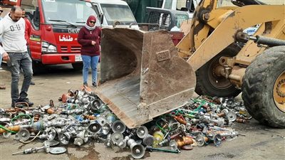 إعدام 400 شيشة في حملات على المقاهي بطلخا في الدقهلية 