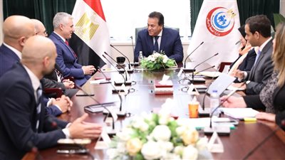 وزير الصحة يناقش تطوير الخدمات المقدمة لمرضى أنيميا البحر المتوسط