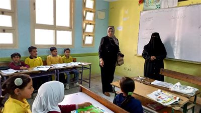 مديرة تعليم أكتوبر تشدد على تفعيل الغياب المدرسي (صور) 