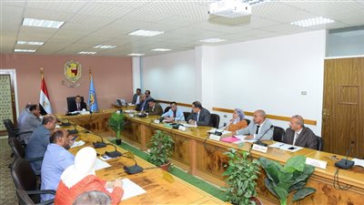 مجلس جامعة سوهاج يوافق على تفعيل برامج دراسية جديدة ويمنح 37 درجة علمية