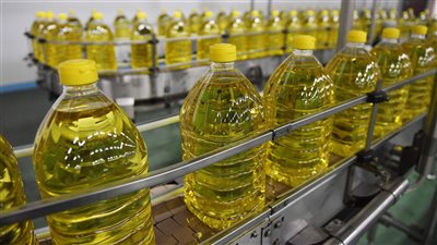 سعر زجاجة الزيت، استقرار أسعار الزيت اليوم الإثنين 27-3-2023 في الأسواق