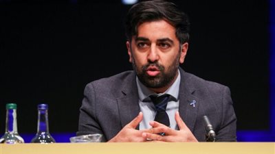 حمزة يوسف يتزعم الحزب الحاكم ويصبح أول مسلم يقود إسكتلندا