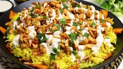 طريقة عمل فتة سورى بالدجاج (فيديو)