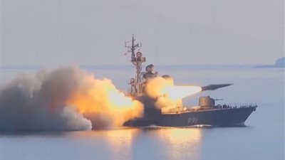 روسيا تطلق صواريخ أسرع من الصوت على هدف وهمي في بحر اليابان