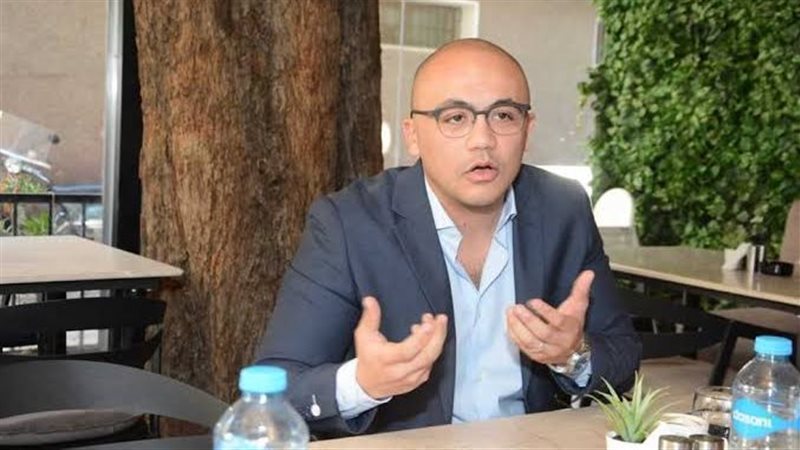 احمد حسام عوض عضو
