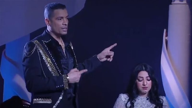 شاكوش وزوجته