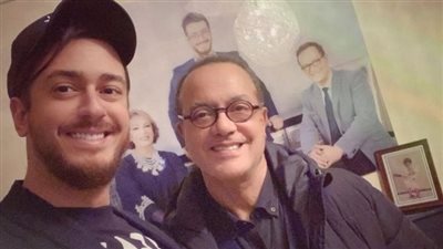 والد سعد لمجرد يتألم في غياب ابنه 
