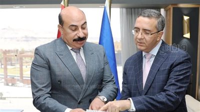 محافظ أسوان يبحث مع السفير الهندى سبل التعاون المشترك (صور)