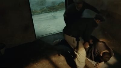 مسلسلات رمضان 2023، الحبس الانفرادي لمحمد ممدوح بعد ضربه من السجناء في الحلقة 7 من رشيد