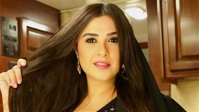 ياسمين عبدالعزيز تستأنف تصوير 