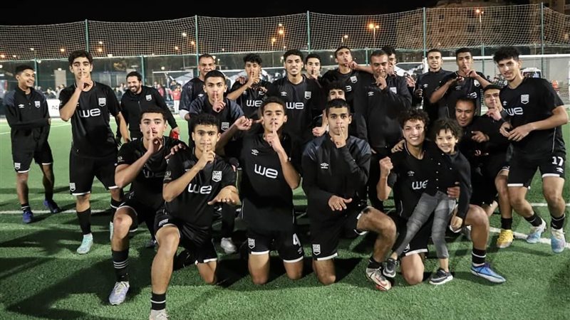 زد يغرد علي قمة دوري
