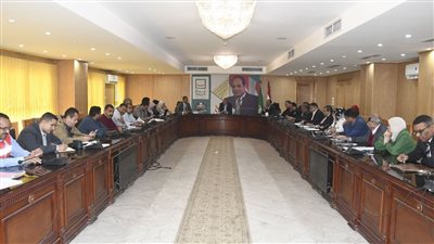 محافظ الفيوم: بدء التسليم الإداري لمشروعات المرحلة الأولي حياة كريمة 