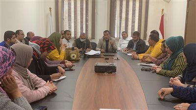 رئيـس جهاز حدائق العاصمة يلتقي عددا من سكان المدينة للاستماع لآرائهم ومقترحاتهم