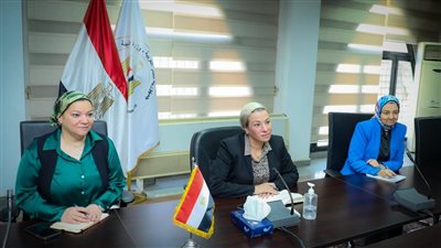 وزيرة البيئة تتسلم نسخة من الخطة العربية لإطار العمل بالمنطقة لمدة 5 سنوات
