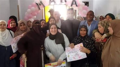 رئيس مدينة أوسيم يكرم 90 أما عاملة بالحي (صور)