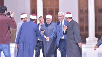 أمين كبار العلماء: المنهج الأزهري يتعامل مع واقع حياة الأمة ويقدر قيمة التراث (صور)