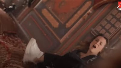 انهيار إيمان العاصي أثناء مقلب رامز نيفر إند: الحقني يا كابتن هموت (فيديو)