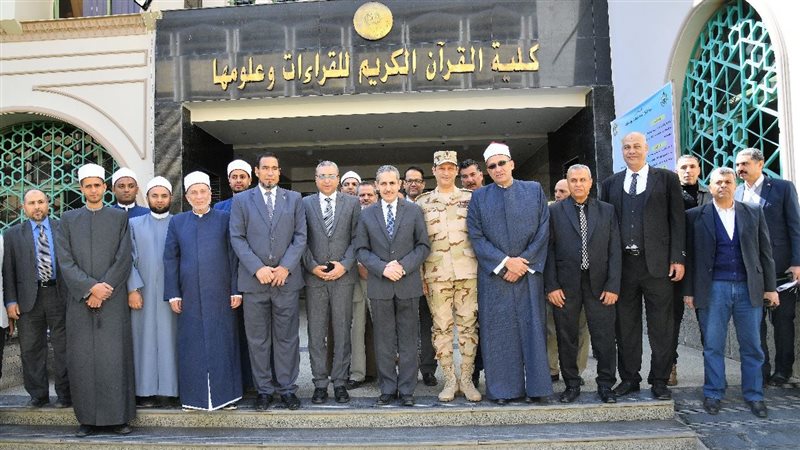 محافظ الغربية يشهد