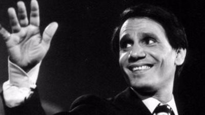 في ذكرى رحيله، هكذا وقع عبد الحليم حافظ أسيرا لوباء صلاح نصر والمرض 