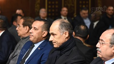 جمال مبارك وزكريا عزمي أبرز الحضور في عزاء أبو الوفا رشوان سكرتير مبارك (فيديو وصور) 