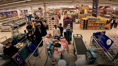 نخوة.. برنامج سعودي يرصد مواقف إنسانية أبطالها متنكرون