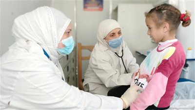 قافلة لصحة المنيا تقدم الخدمات الطبية لـ1917 حالة