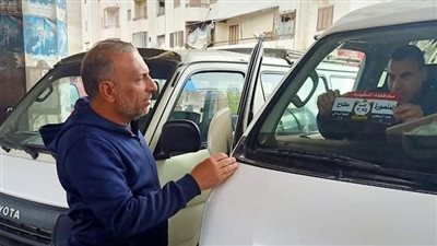 ضبط سيارات أجرة تعمل خارج المواقف في المنصورة 