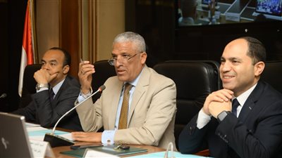 أزمة باجتماع محلية البرلمان بسبب رنة تليفون تنتهى بانسحاب الأعضاء 