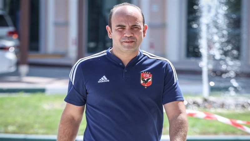 الدكتور أحمد أبو
