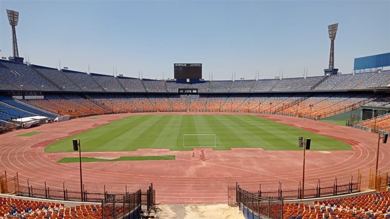 استاد القاهرة،فيتو