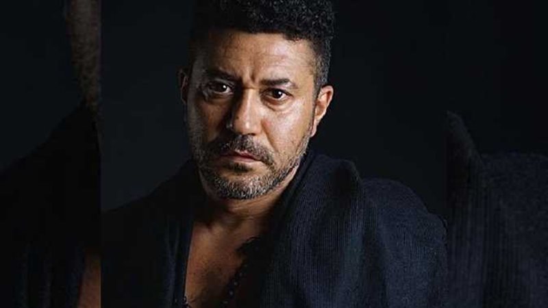 الفنان محمد عز، فيتو