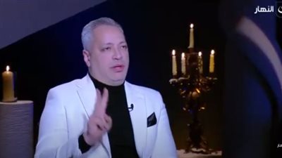تامر أمين: لا أقبل علي نفسي أكل الحمير بس غالبا أكلتها (فيديو)