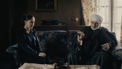 عملة نادرة 8، أُنس تتحدى والدها وتساعد عبيد على الهرب