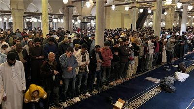 تعرف على أئمة ورواة القراءات في صلاتي العشاء والتراويح بالجامع الأزهر