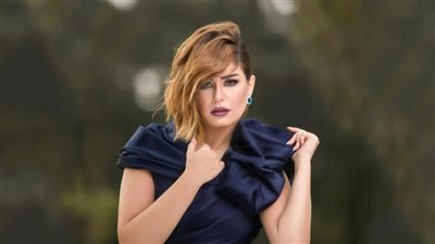 منة فضالي تتسبب في سخرية الجمهور من البرومو التشويقي لمسلسل محارب (فيديو)