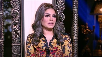 منة فضالي عن تعرضها للخطف فترة حكم مرسي: 5 أشخاص ببنادق جرجروني من مول وموتوني ضرب