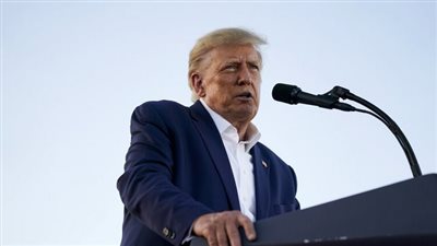 حاكم ولاية فلوريدا: لن نسلم ترامب والحكم سياسي ومشكوك فيه