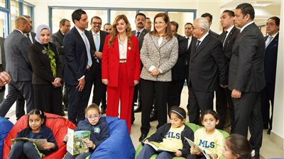 وزيرا التخطيط والتنمية الاقتصادية والتربية والتعليم يتفقدان مدرسة 