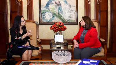 سها جندي تؤكد أهمية الاستثمار في البشر وبناء قدراتهم 