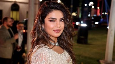 بريانكا شوبرا تعترف بتجميد بويضاتها وتوجه رسالة إلى النساء