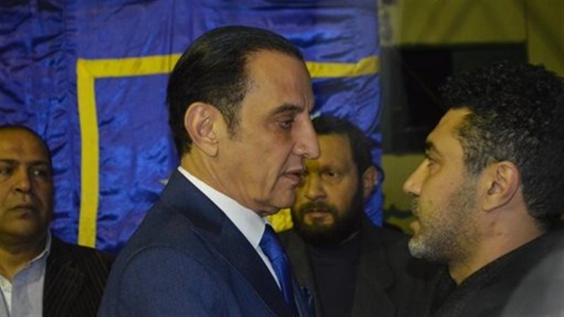 عزاء والدة محمد عز،